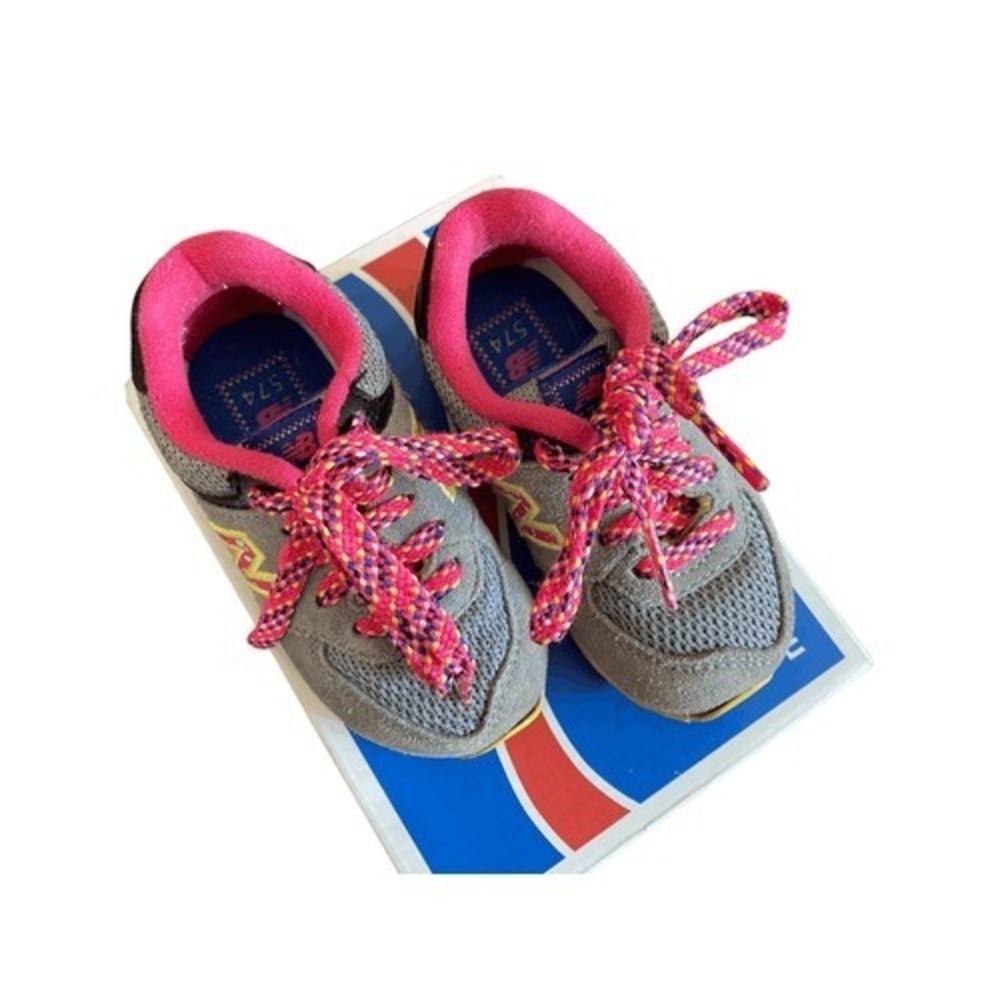 New Balance 574 Kids Sneakers Grey Pink Blue Yellow KL574O6I Size 5 M - Picture 2 of 6